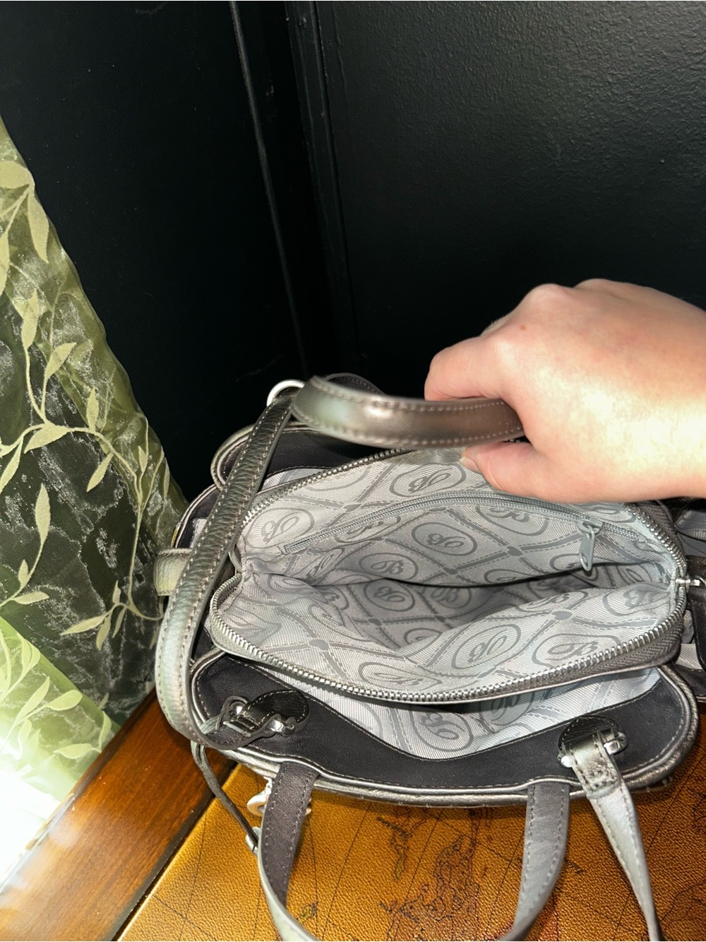 Vintage Brighton Metallic Pewter & Olive Croc Embossed Leather Backpack Handbag. - Picture 13 of 16